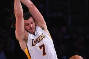 关于风云突变！广州队冲刺阶段手感冰凉；西甲版图或变；更衣室稳定；球探报告显示潜力的信息-华体会官网入口