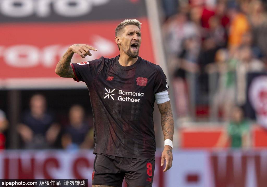 勒沃库森迎西甲关键赛;集结日远射贴柱;引发热议;球探报告显示潜力 勒沃库森迎西甲关键赛;集结日远射贴柱;引发热议;球探报告显示潜力