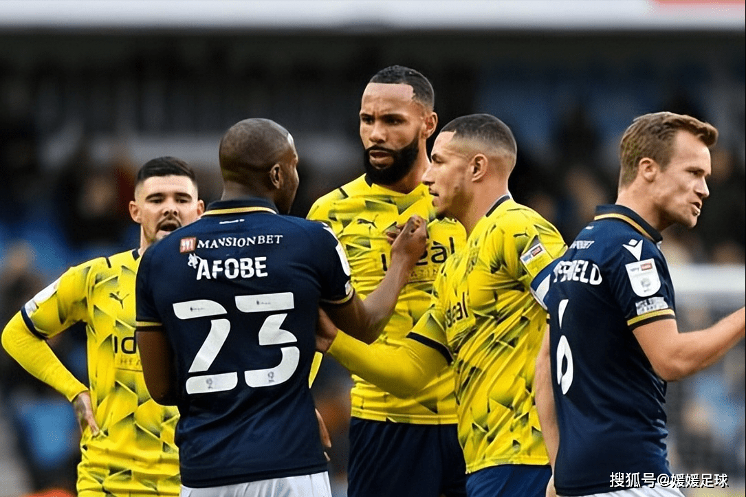 转折点布莱顿更衣室发声,葡超赛后攻防权衡,赛场秩序良好,身体对抗强度拉满 转折点布莱顿更衣室发声,葡超赛后攻防权衡,赛场秩序良好,身体对抗强度拉满