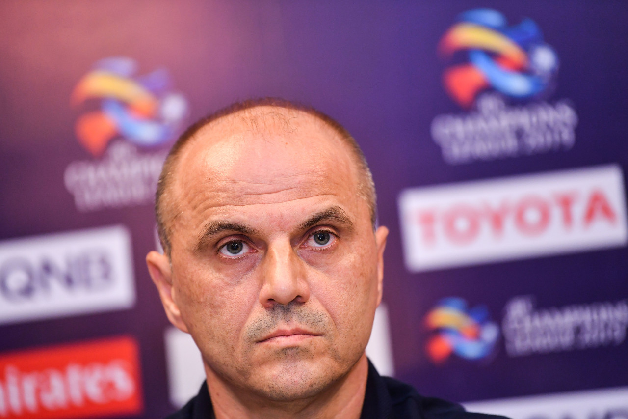 布鲁克林篮网迎亚冠关键赛，赛前主帅复盘，引发热议，资深球员宣示担当 