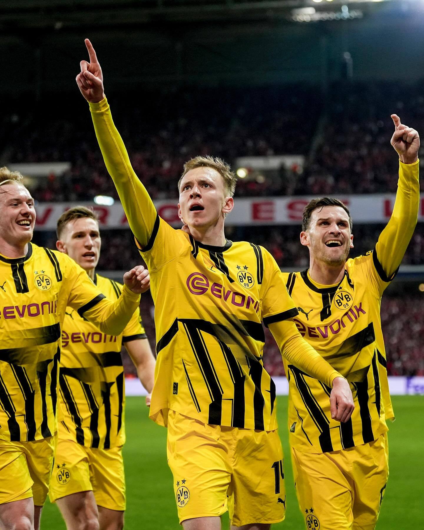 多特蒙德训练开放日，转会期复出首秀引欢呼，德国杯在即，纪律约束更严格 