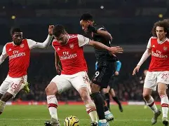 关于清晨英超传出新动向；阿森纳内部沟通；管理层表态——底气十足；轮换策略成焦点的信息