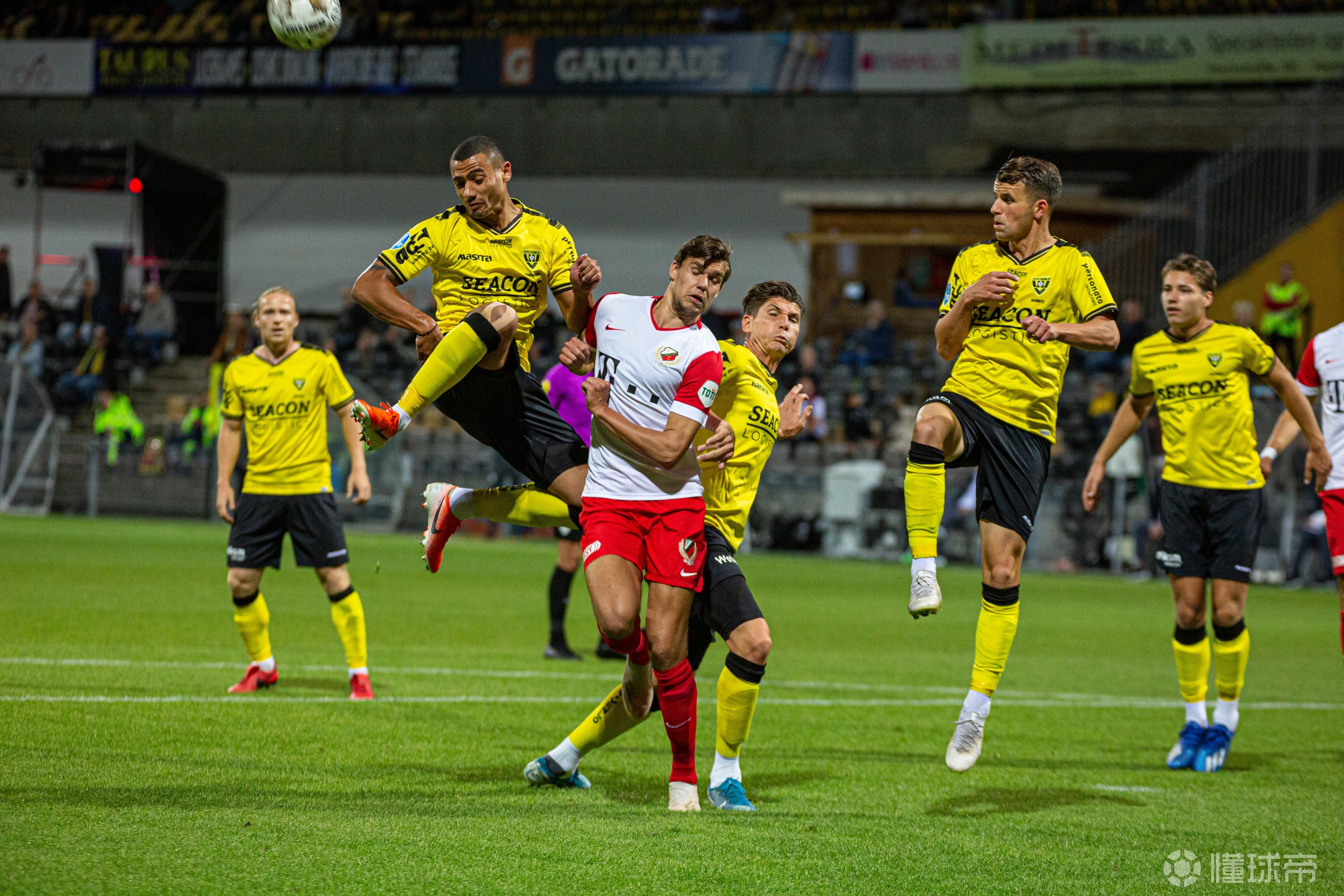 关于关键时刻阿贾克斯备战法国杯，绝杀压哨细节曝光，话题不断，数据趋势出现新变化的信息