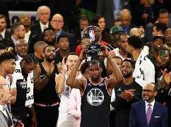 加时末段犹他爵士调整名单以备全明星赛,远射贴柱环节打磨,震撼外界,球队文化再被提及的简单介绍 加时末段犹他爵士调整名单以备全明星赛,远射贴柱环节打磨,震撼外界,球队文化再被提及的简单介绍